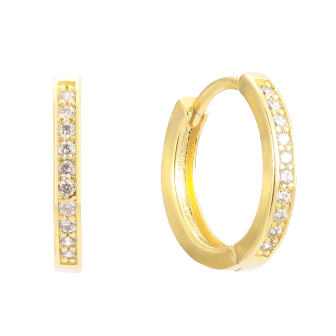 Drop earrings in clear crystal with a delicate sparkling finish