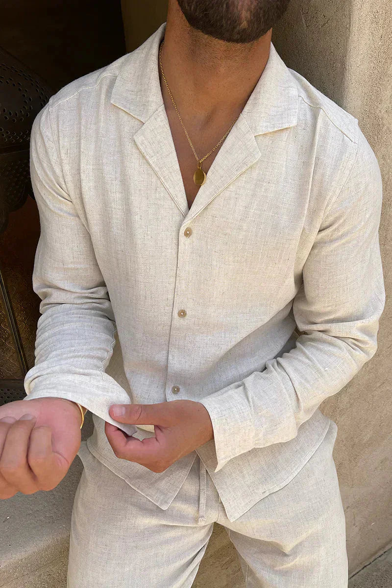 Men's summer two-piece set in beige, available in khaki, white and black, with a relaxed cut and light feel