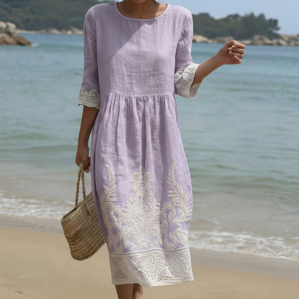 Relaxed-fit floral maxi dress with a gentle round neckline in a flowing print