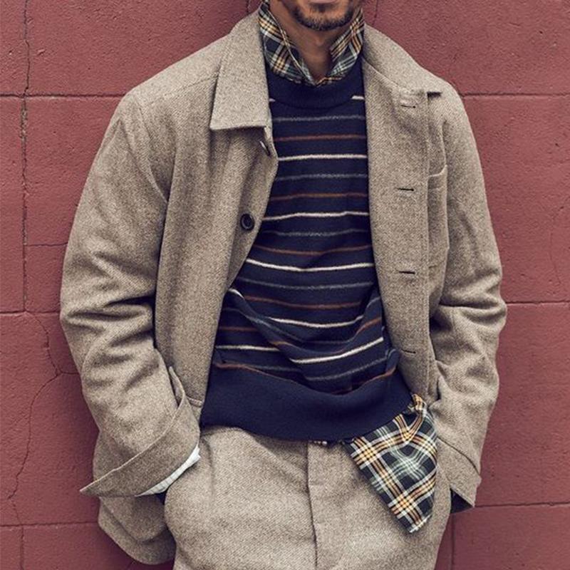 Men's retro twill lapel jacket with classic lapel and long sleeves in a relaxed structured fit