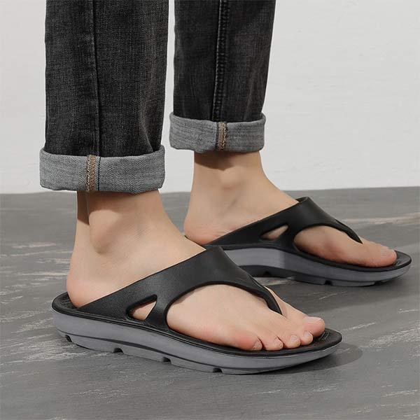 Men's supportive slippers with thick sole in black, grey and blue