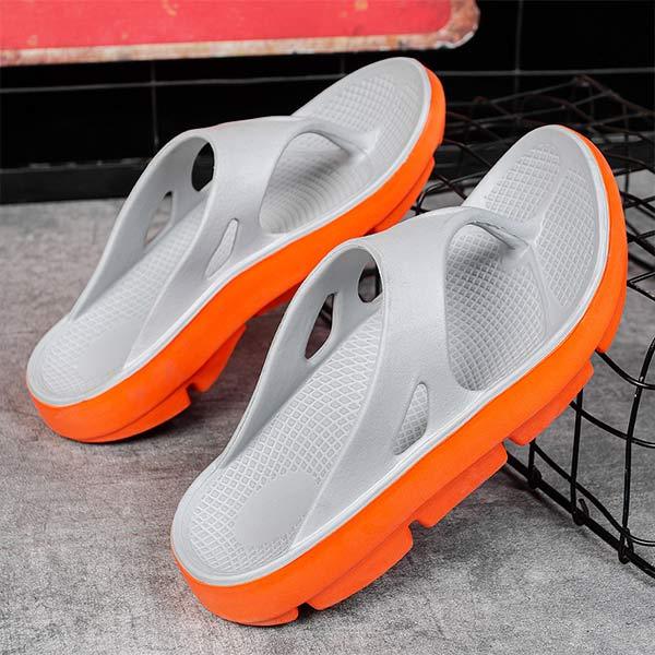 Men's supportive slippers with thick sole in black, grey and blue