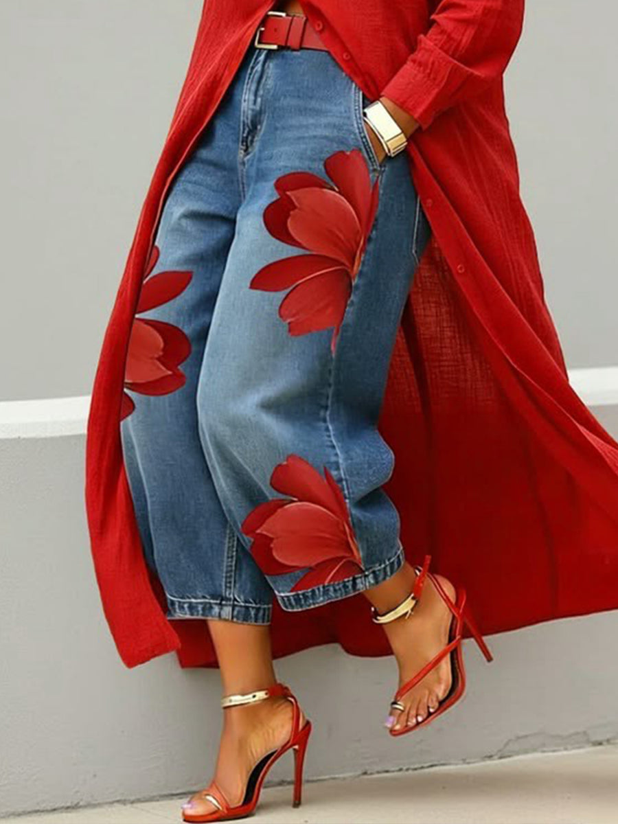 High-waist wide-leg jeans in blue with a relaxed silhouette and clean finish