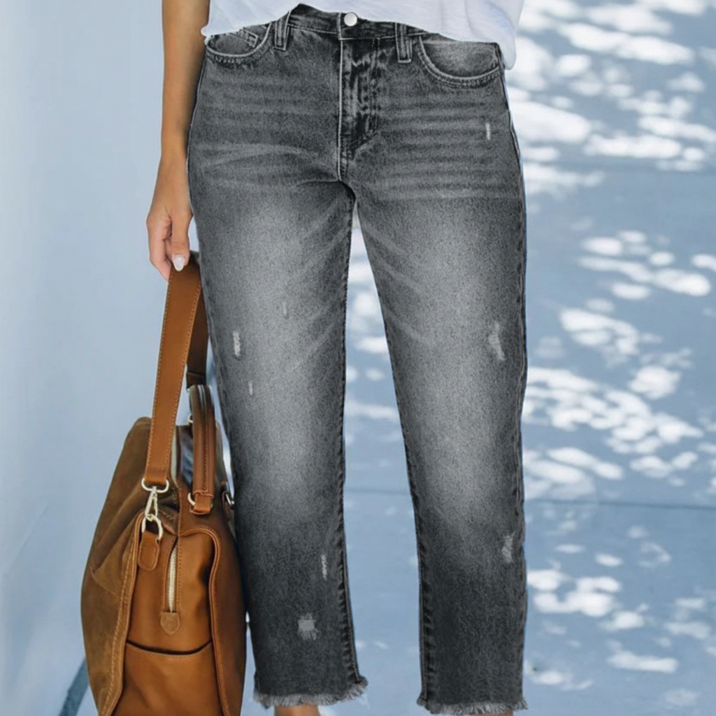 FEMINA | Retro Straight-Leg Jeans for Women